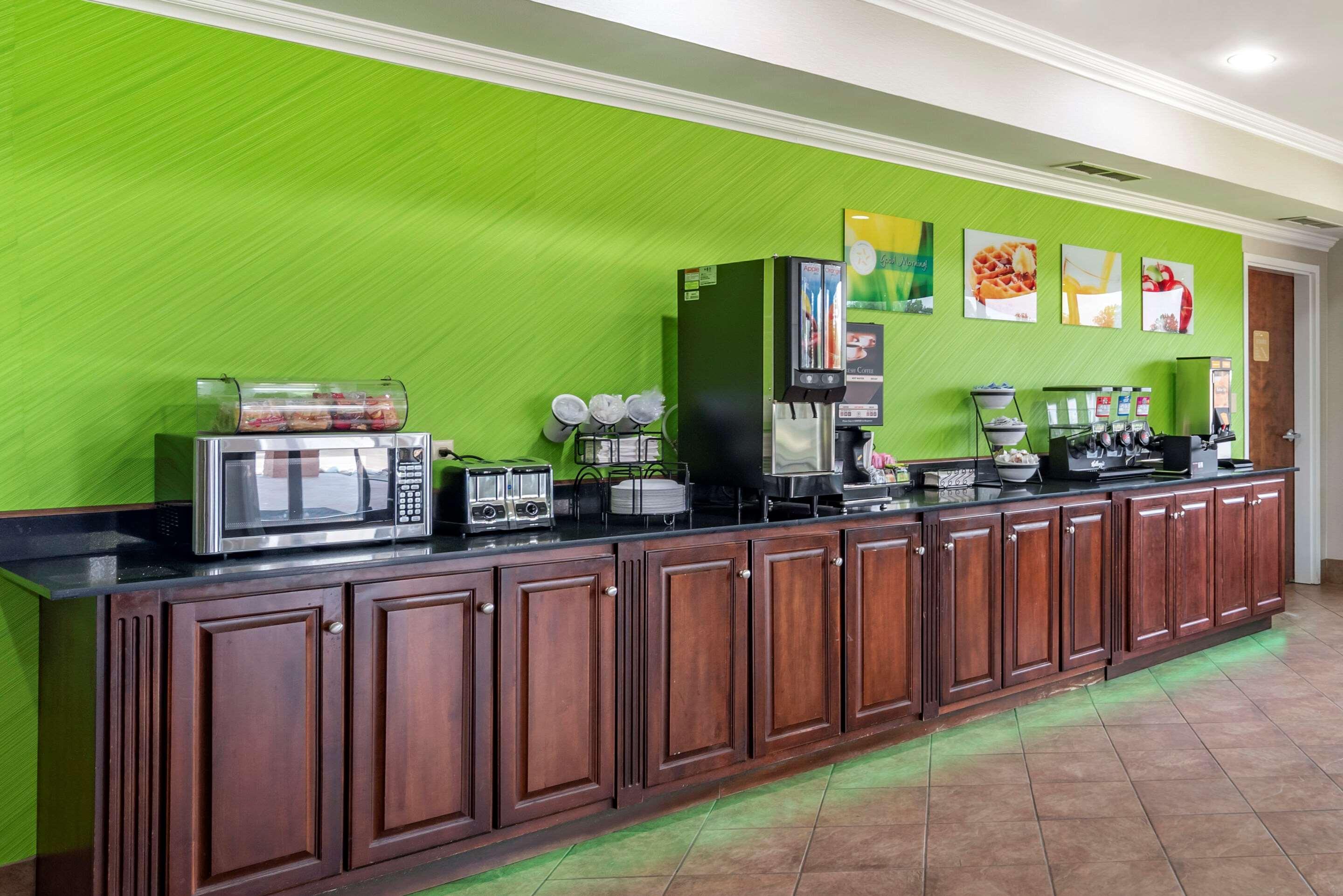 Quality Inn & Suites Demopolis Dış mekan fotoğraf