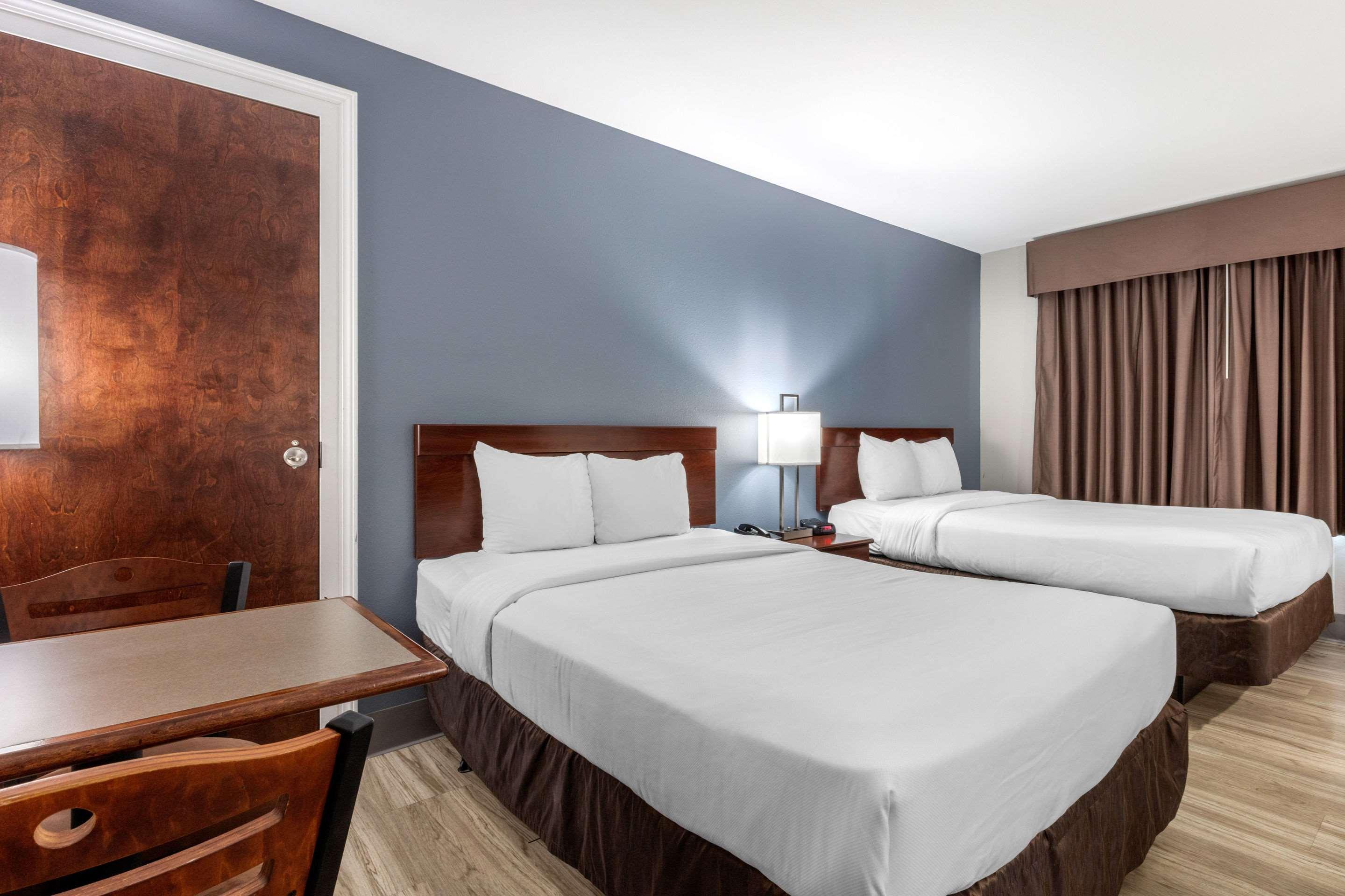 Quality Inn & Suites Demopolis Dış mekan fotoğraf