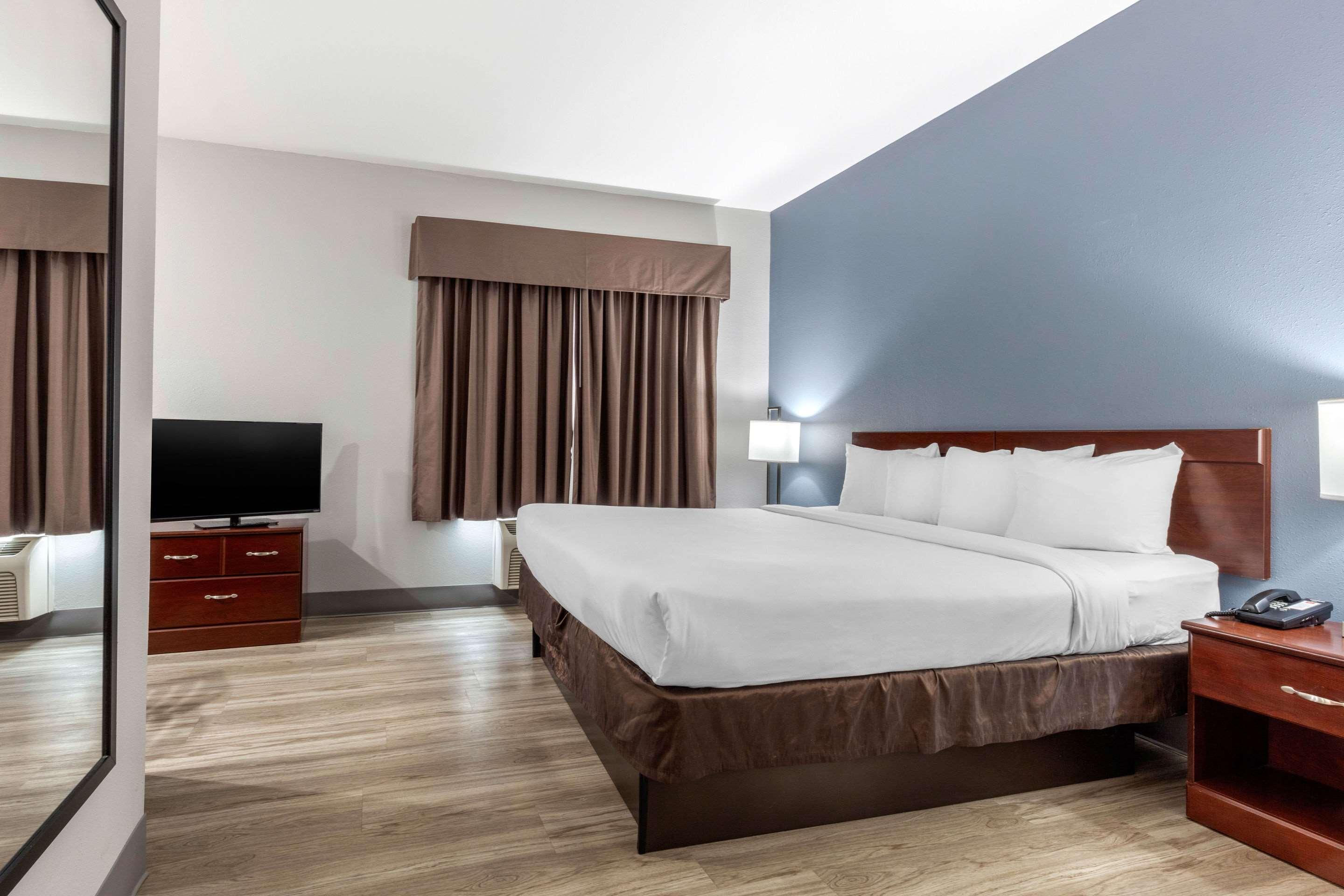 Quality Inn & Suites Demopolis Dış mekan fotoğraf